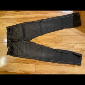 Levi’s Slim Jeans